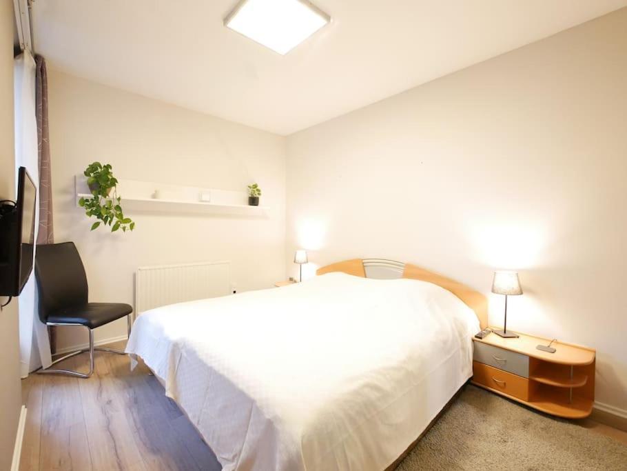 61 M2 Erdgeschosswohnung Mit Eigenem Parkplatz Vorm Haus Osnabrück Eksteriør billede